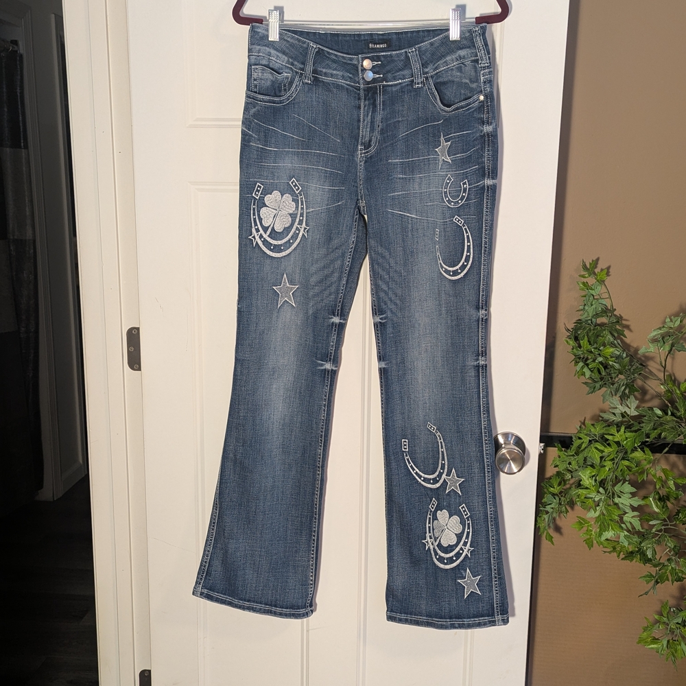 Flamingo Women's Blue Embroidered Flare Jeans. Horseshoes. Size XL.